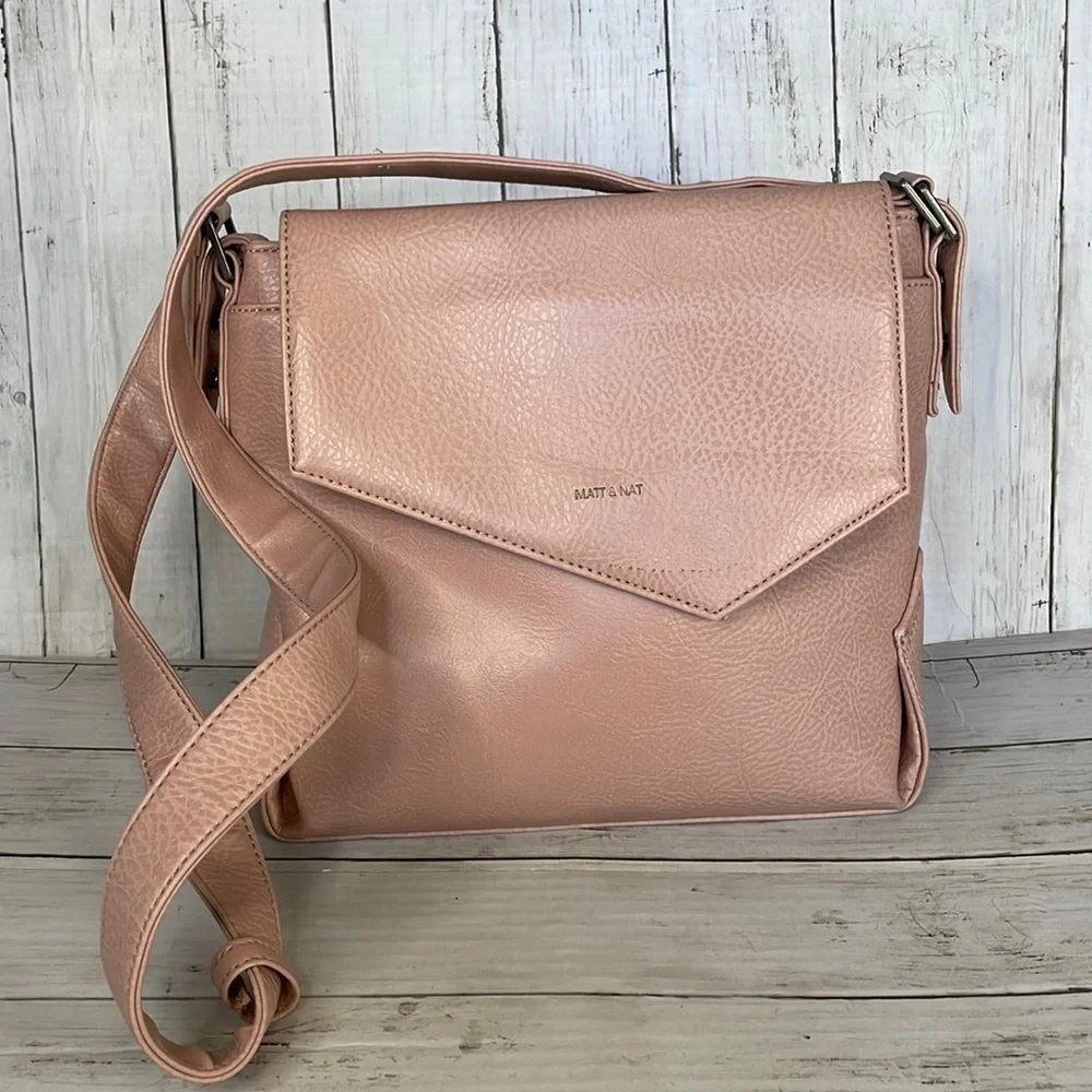 Matt and Nat Pink Monkland Dwell Hobo